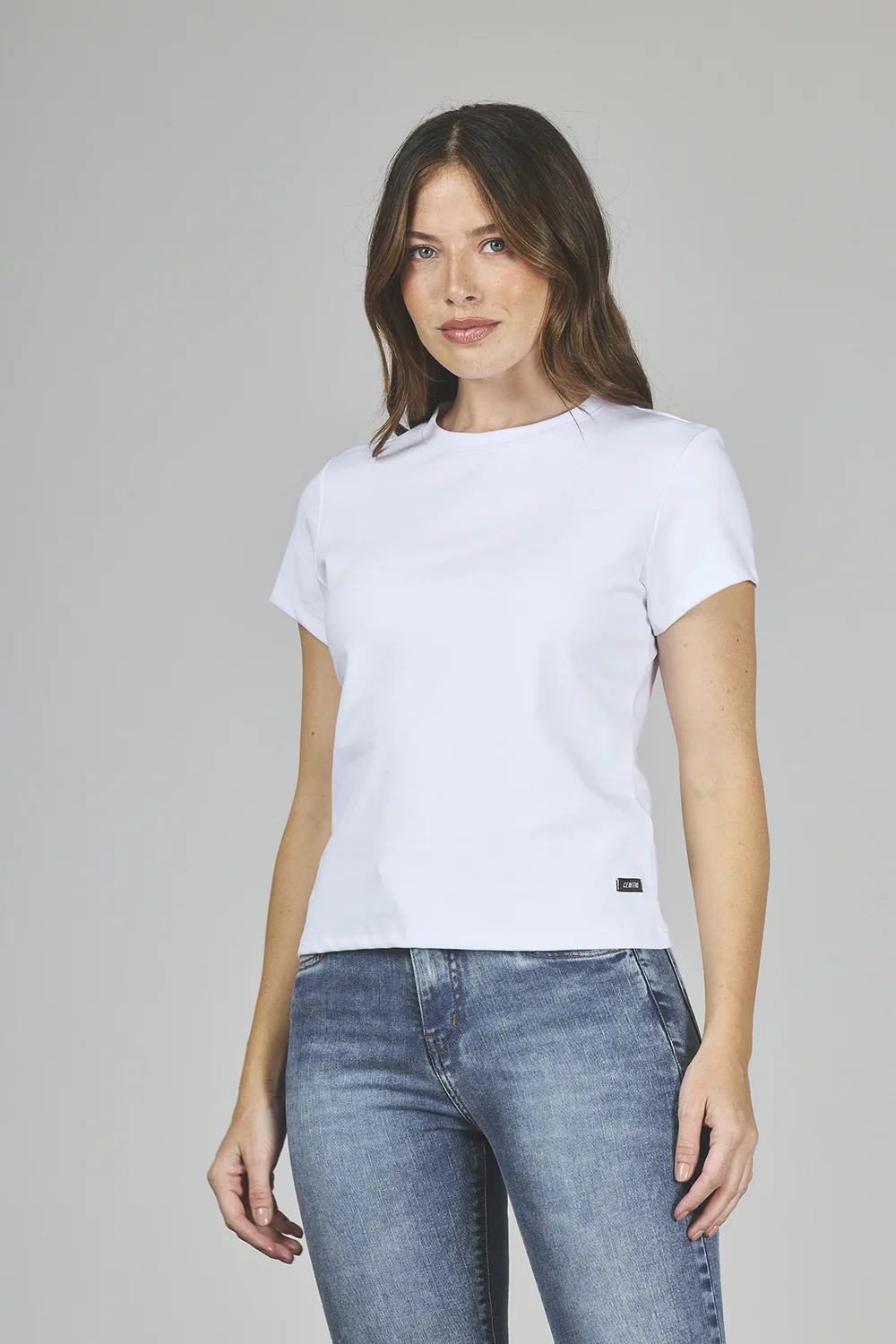A-68-1-1.webp ART. A-68 | REMERA BÁSICA BLANCA MANGA CORTA - Imagen 1