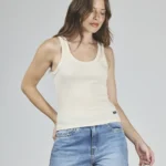 ART. A-77 | MUSCULOSA BEIGE ESCOTE BAJO LICRA