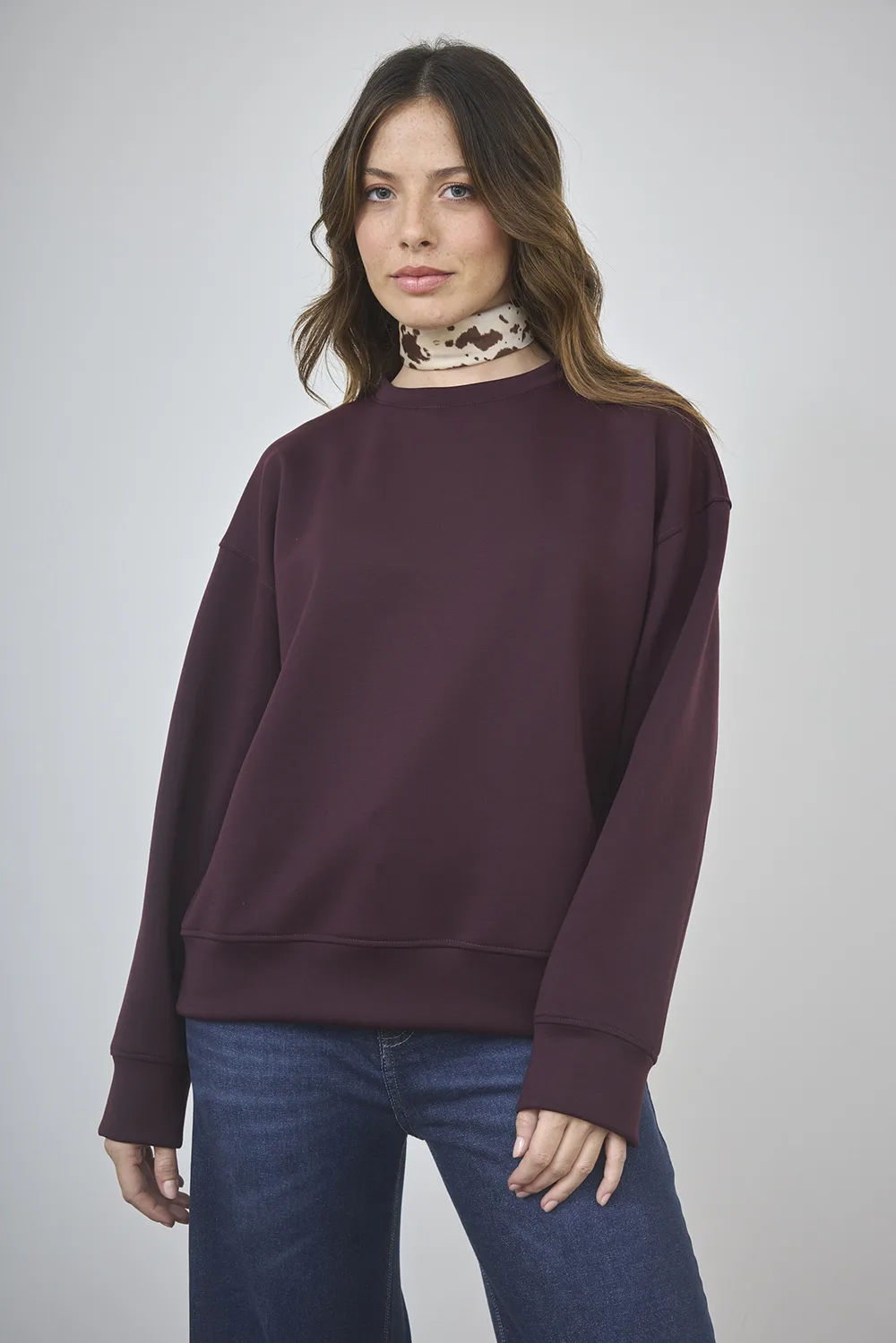 a101-1.webp ART. A-101 | BUZO OVERSIZE BORDO LYCRA - Imagen 1