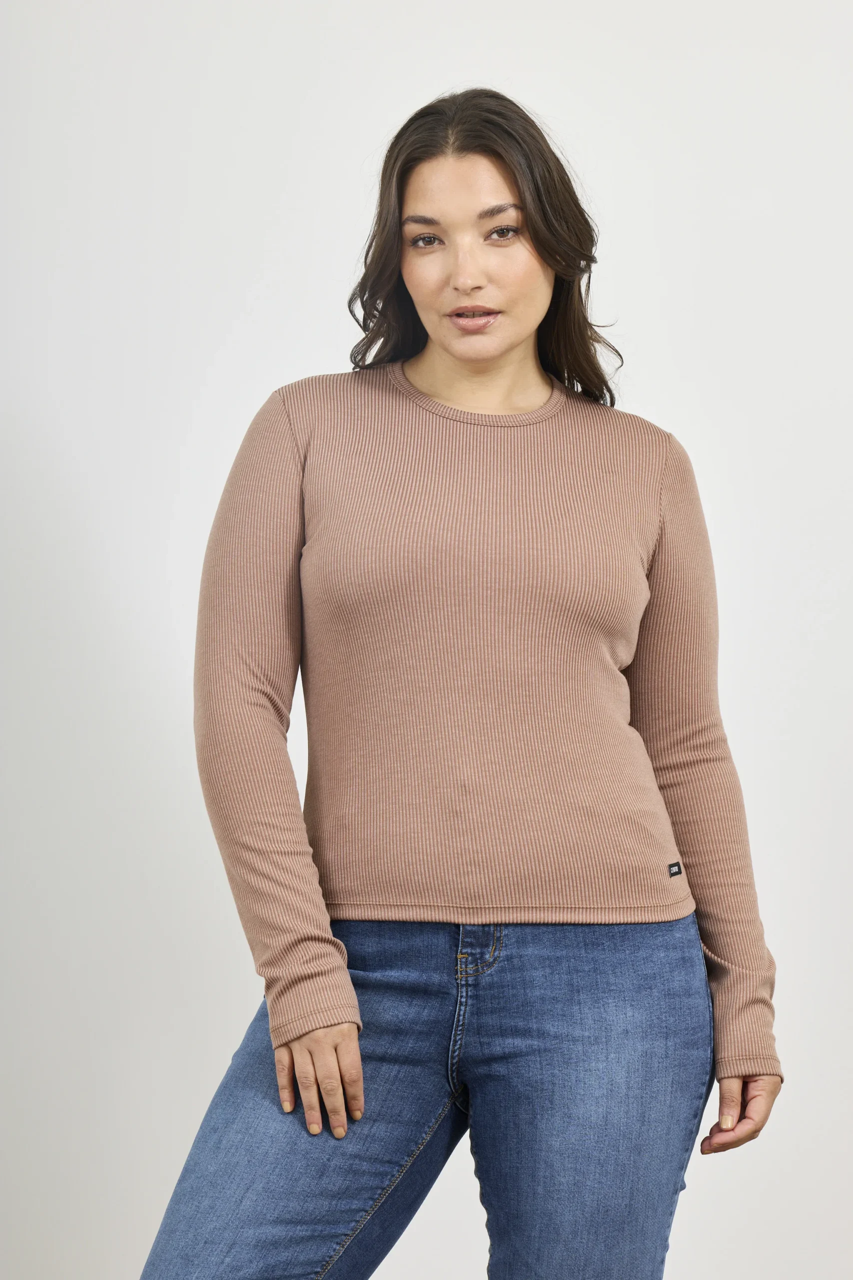 e-710-1-scaled-1.webp ART. E-710 | REMERA MANGA LARGA CAPUCCINO MORLEY (copia) - Imagen 1